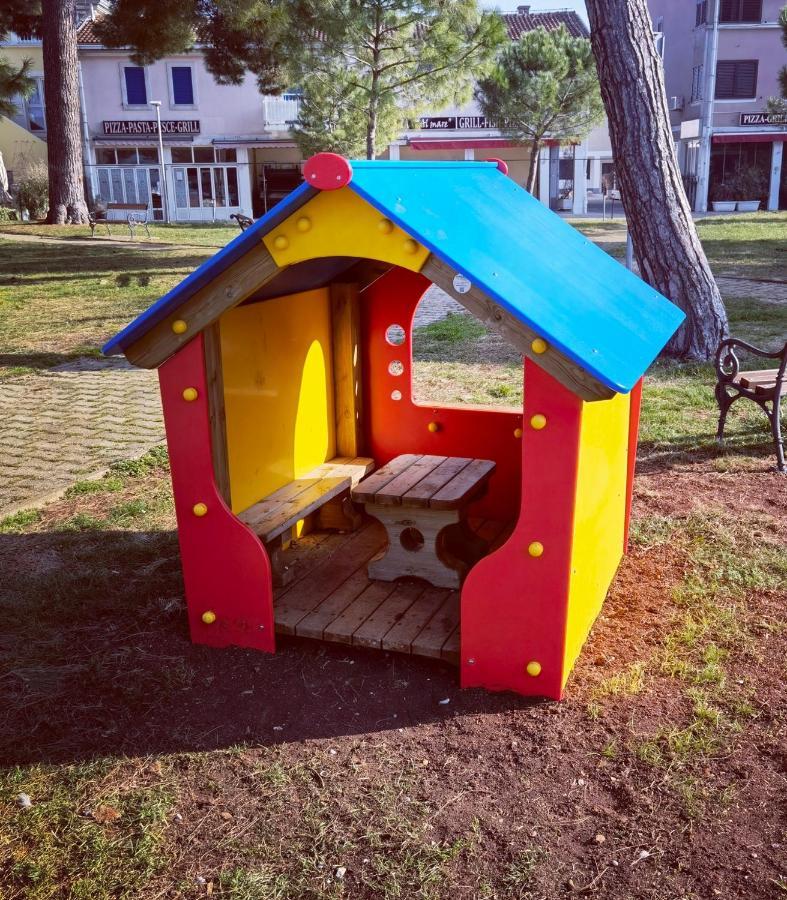 Emily Deluxe Superior 5 Star Studio Apartment, Your Piece Of Heaven With Sea & Park View Новиград Экстерьер фото